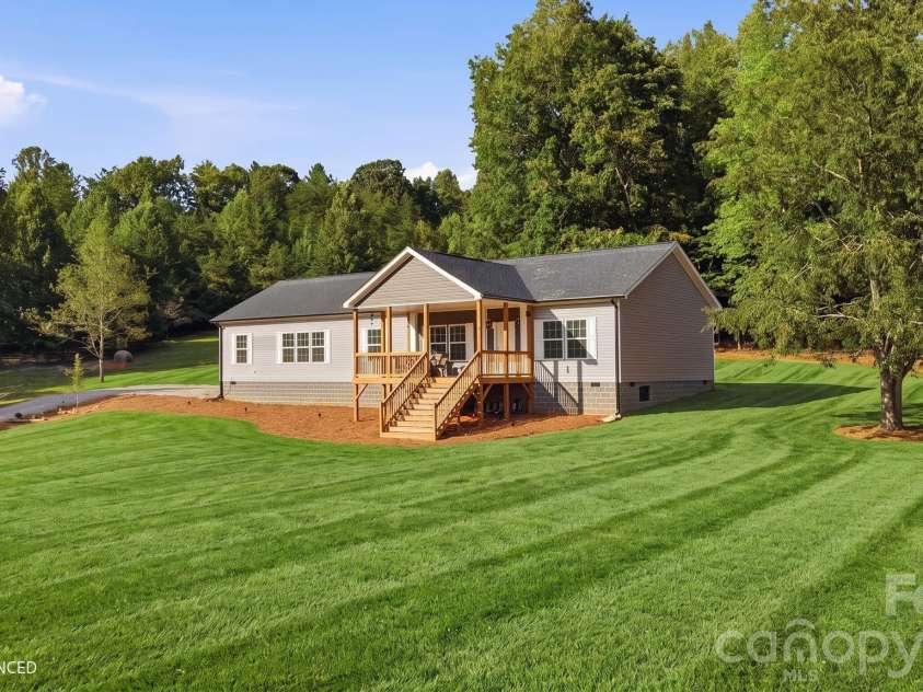279 Rocky Top Acres Road, Ferguson, NC 28624.  MLS# CAR4423809, YatesRealty ID 50348. 
