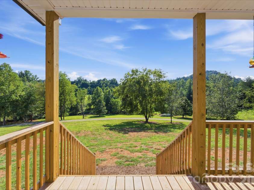 279 Rocky Top Acres Road, Ferguson, NC 28624.  MLS# CAR4423809, YatesRealty ID 50348. Front Porch