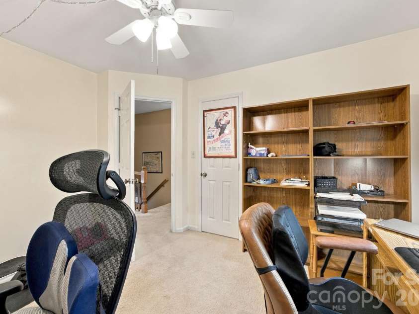 6134 Hickory Forest Drive, Charlotte, NC 28277.  MLS# CAR4420216, YatesRealty ID 50351. 