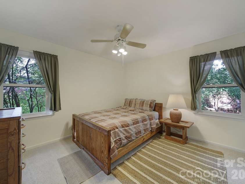 6134 Hickory Forest Drive, Charlotte, NC 28277.  MLS# CAR4430305, YatesRealty ID 50351. 