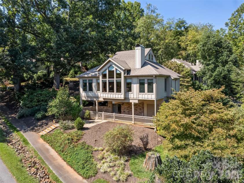 18 Covey Trail, Waynesville, NC 28786.  MLS# CAR4423852, YatesRealty ID 50353. 