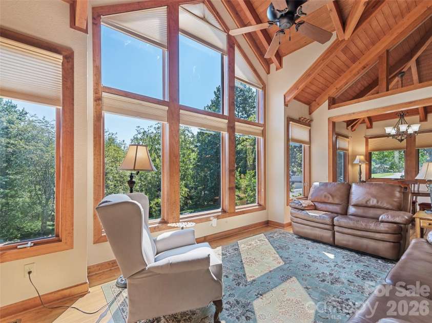 18 Covey Trail, Waynesville, NC 28786.  MLS# CAR4423852, YatesRealty ID 50353. 