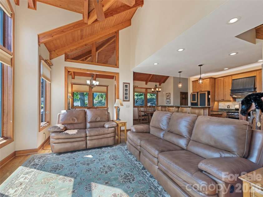 18 Covey Trail, Waynesville, NC 28786.  MLS# CAR4423852, YatesRealty ID 50353. 