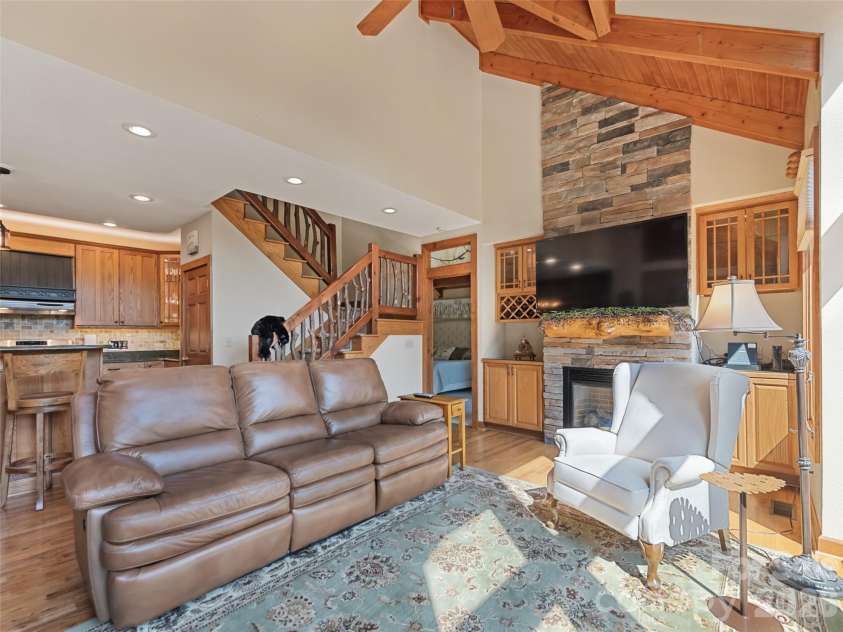18 Covey Trail, Waynesville, NC 28786.  MLS# CAR4423852, YatesRealty ID 50353. 