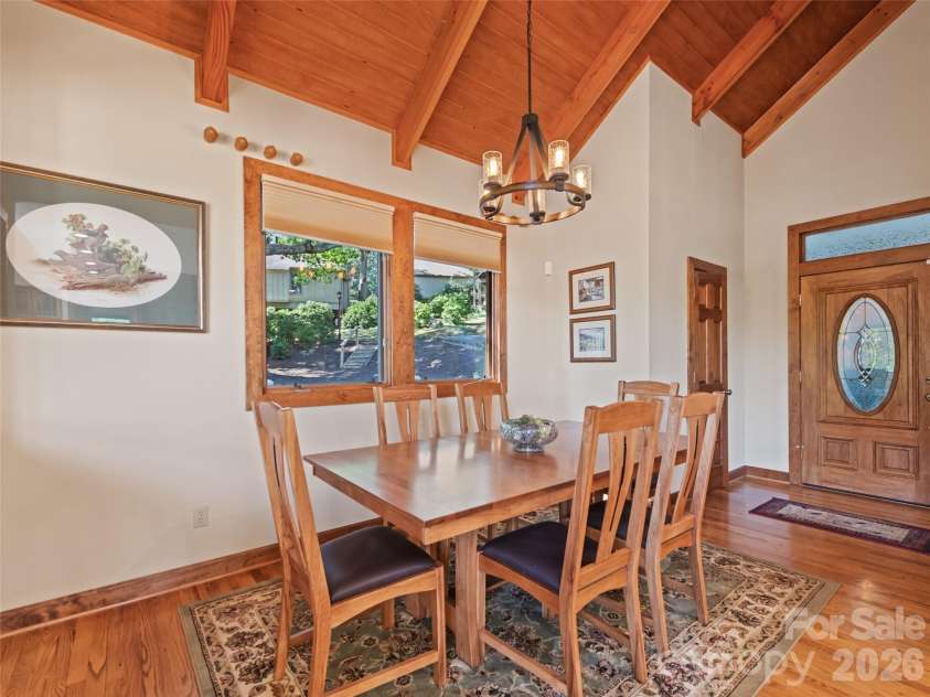 18 Covey Trail, Waynesville, NC 28786.  MLS# CAR4423852, YatesRealty ID 50353. 