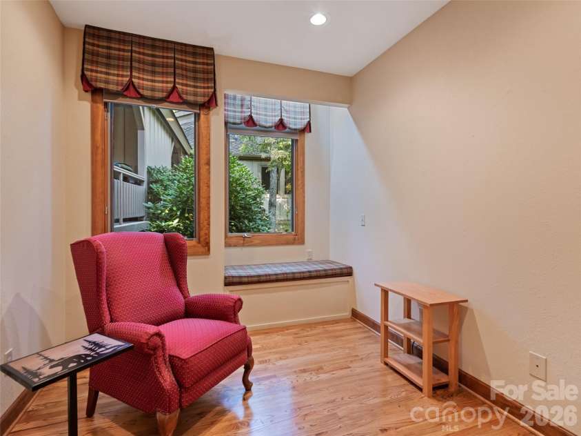 18 Covey Trail, Waynesville, NC 28786.  MLS# CAR4423852, YatesRealty ID 50353. 