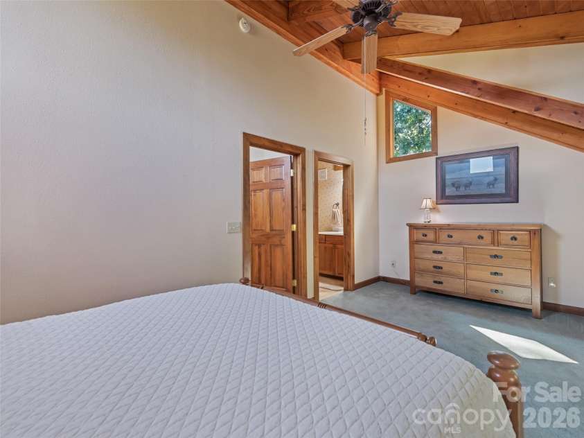 18 Covey Trail, Waynesville, NC 28786.  MLS# CAR4423852, YatesRealty ID 50353. 