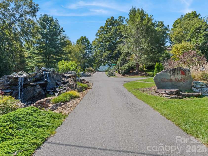 18 Covey Trail, Waynesville, NC 28786.  MLS# CAR4423852, YatesRealty ID 50353. 