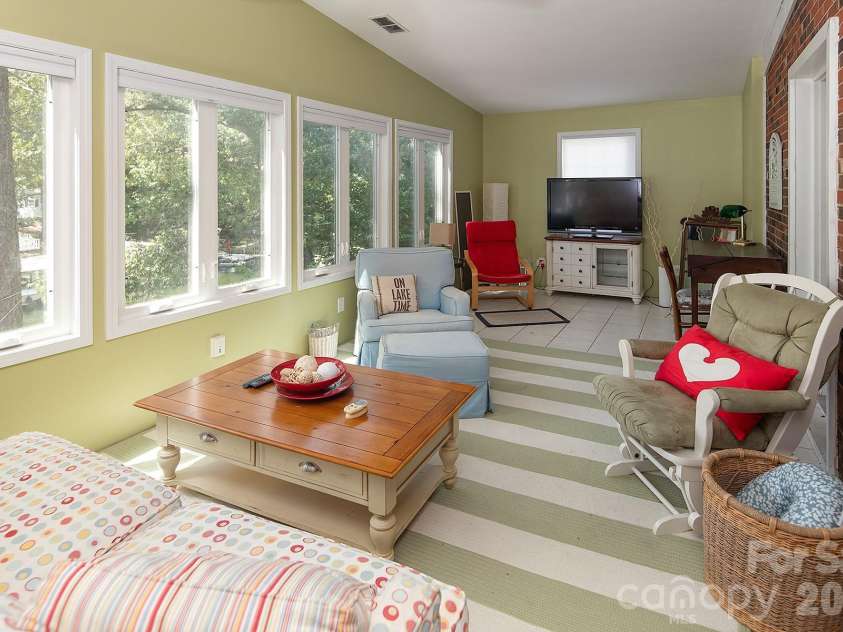 334 Fairway Shores Road, Mount Gilead, NC 27306.  MLS# CAR4421703, YatesRealty ID 50356. 