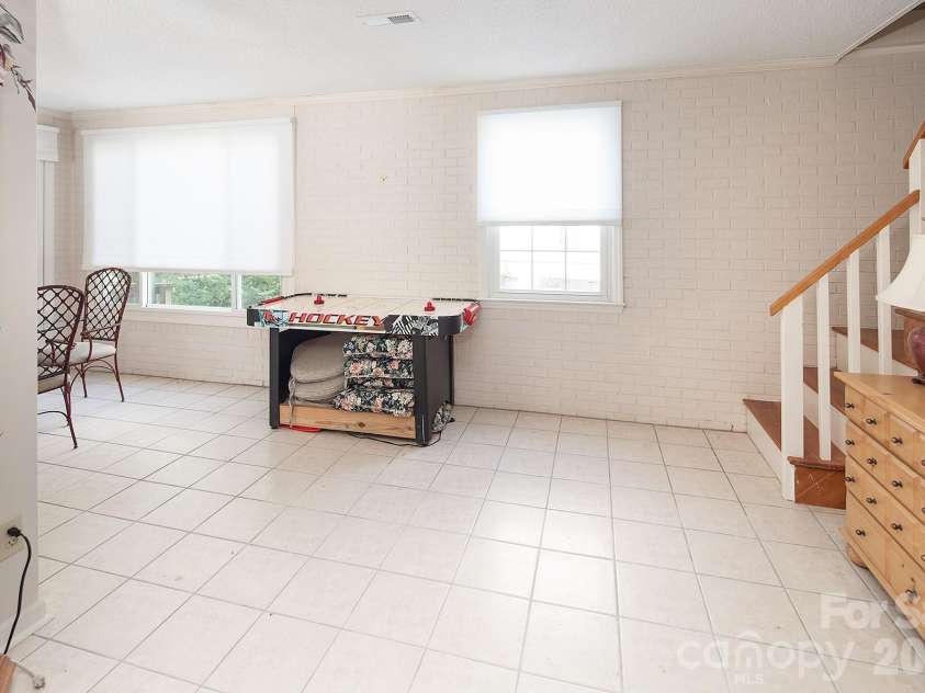 334 Fairway Shores Road, Mount Gilead, NC 27306.  MLS# CAR4421703, YatesRealty ID 50356. 