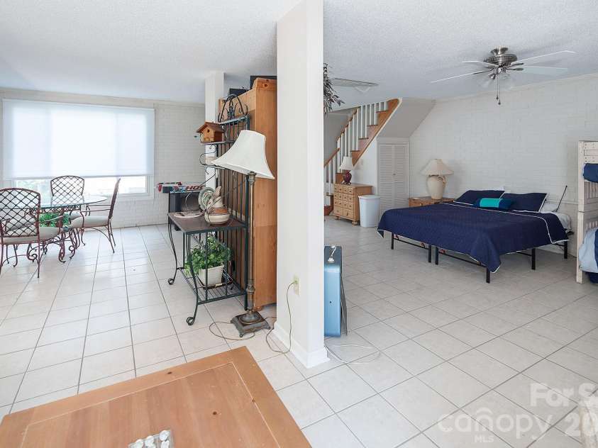 334 Fairway Shores Road, Mount Gilead, NC 27306.  MLS# CAR4421703, YatesRealty ID 50356. 