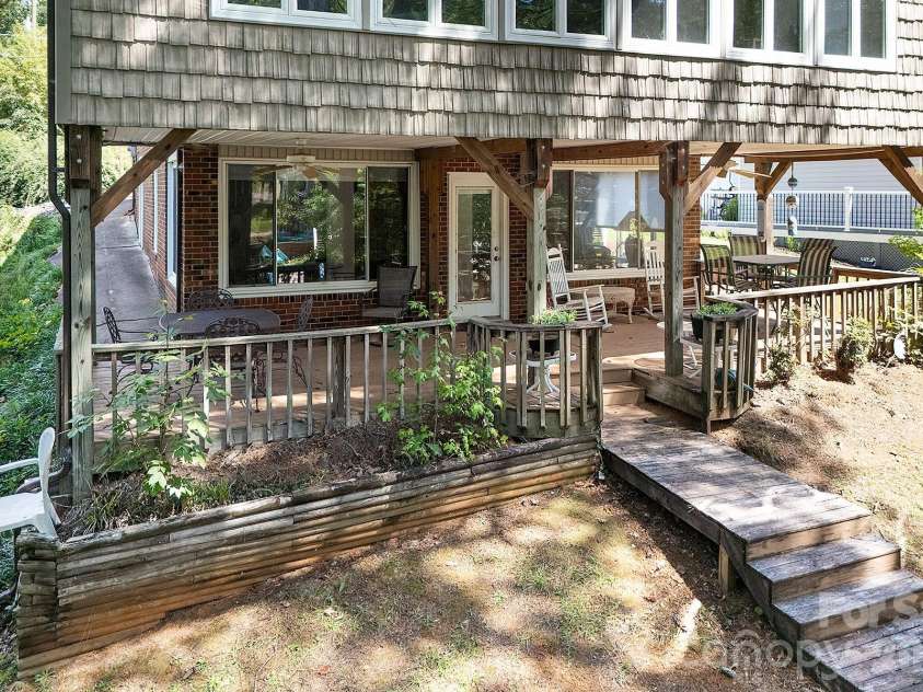 334 Fairway Shores Road, Mount Gilead, NC 27306.  MLS# CAR4421703, YatesRealty ID 50356. 