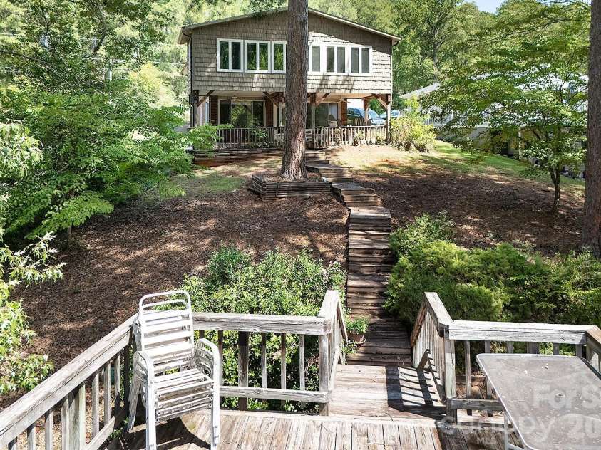 334 Fairway Shores Road, Mount Gilead, NC 27306.  MLS# CAR4421703, YatesRealty ID 50356. 