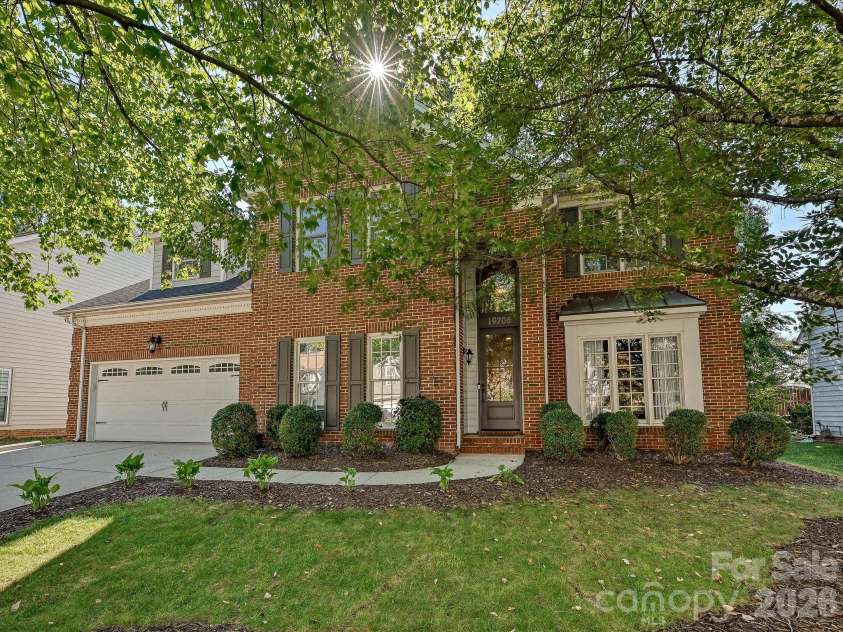19706 Valiant Way, Cornelius, NC 28031.  MLS# CAR4423741, YatesRealty ID 50358. Beautiful two-story Cornelius home in the sought-after Blue Stone Harbor community featuring a two-car garage and deeded Lake Norman boat slip #121.