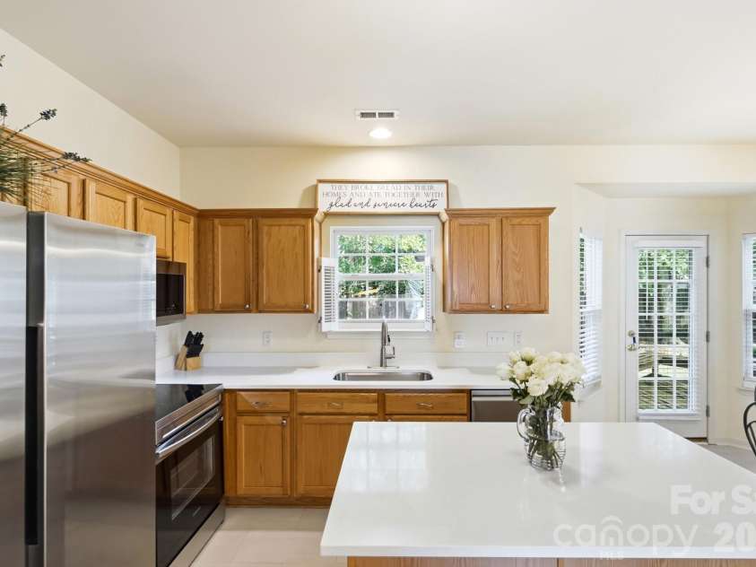 7202 Red Bush Court, Indian Trail, NC 28079.  MLS# CAR4417743, YatesRealty ID 50359. 