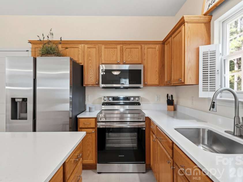 7202 Red Bush Court, Indian Trail, NC 28079.  MLS# CAR4417743, YatesRealty ID 50359. 