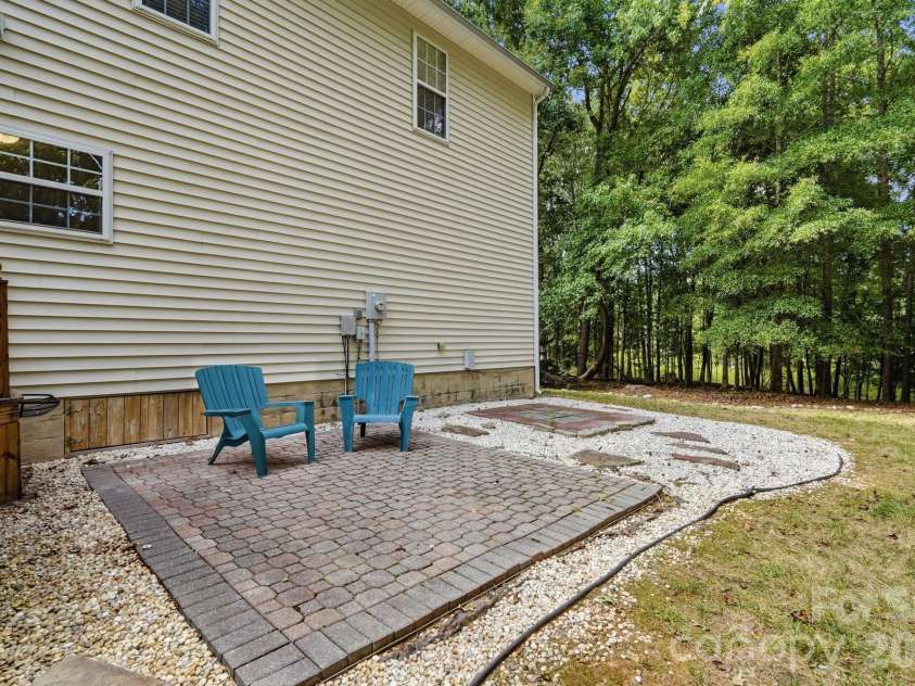 7202 Red Bush Court, Indian Trail, NC 28079.  MLS# CAR4417743, YatesRealty ID 50359. 