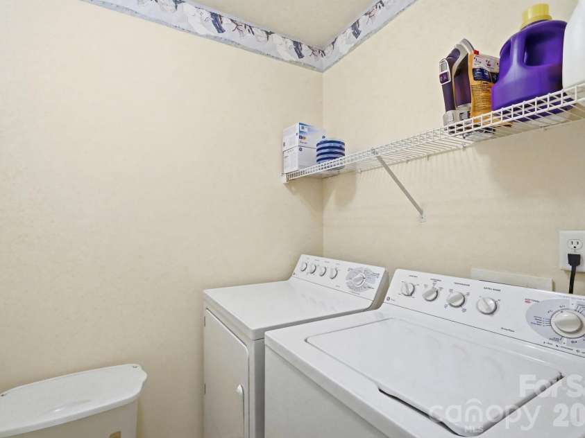 7202 Red Bush Court, Indian Trail, NC 28079.  MLS# CAR4417743, YatesRealty ID 50359. Laundry Room