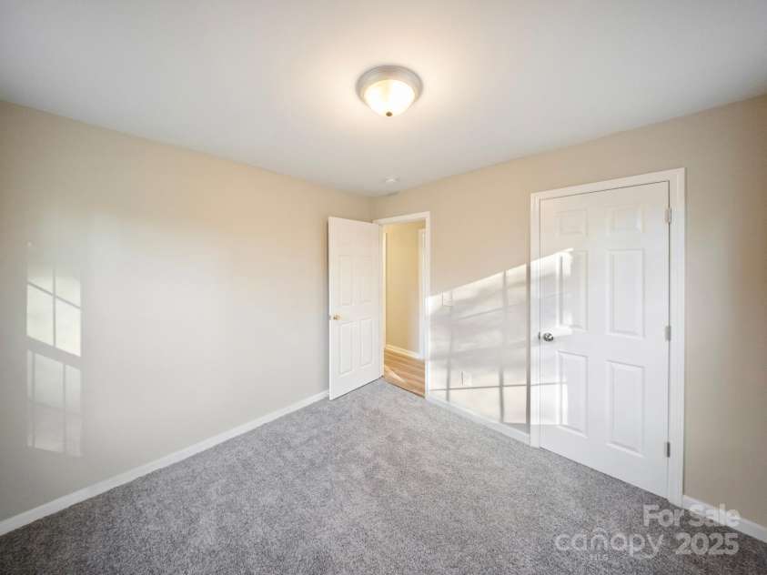 552 Locust Street, Rock Hill, SC 29730.  MLS# CAR4321292, YatesRealty ID 5036. 