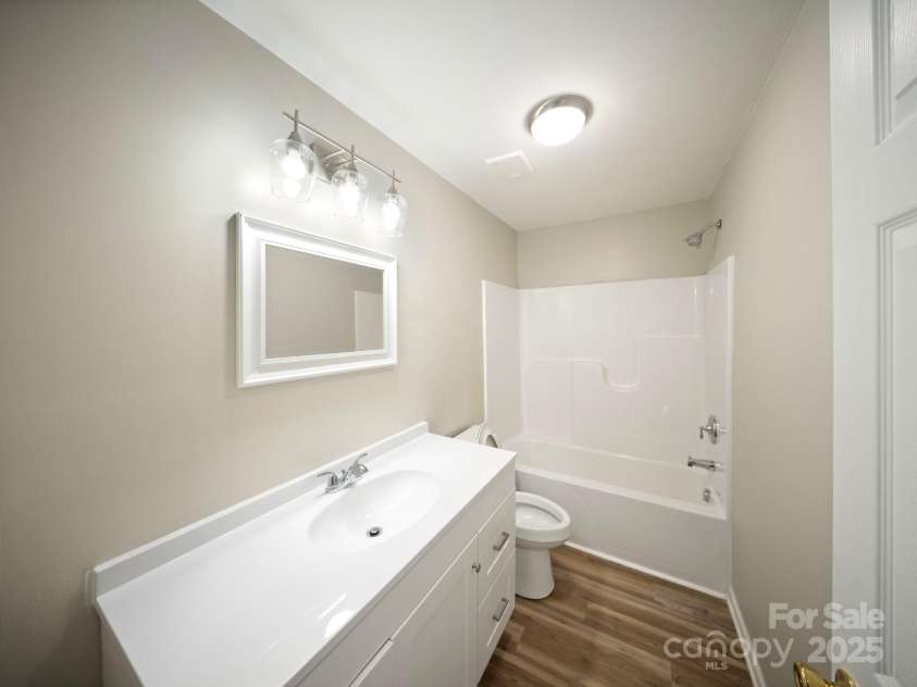 552 Locust Street, Rock Hill, SC 29730.  MLS# CAR4321292, YatesRealty ID 5036. 