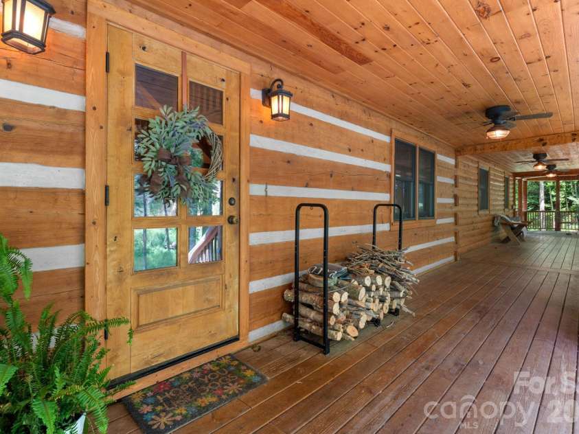 982 Jakes Mountain Road, Deep Gap, NC 28618.  MLS# CAR4423601, YatesRealty ID 50361. 