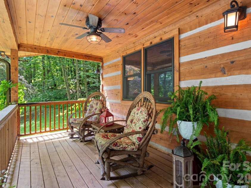 982 Jakes Mountain Road, Deep Gap, NC 28618.  MLS# CAR4423601, YatesRealty ID 50361. 
