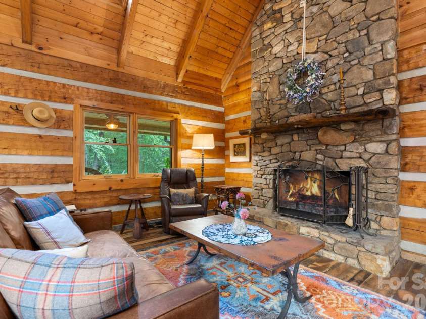 982 Jakes Mountain Road, Deep Gap, NC 28618.  MLS# CAR4423601, YatesRealty ID 50361. 