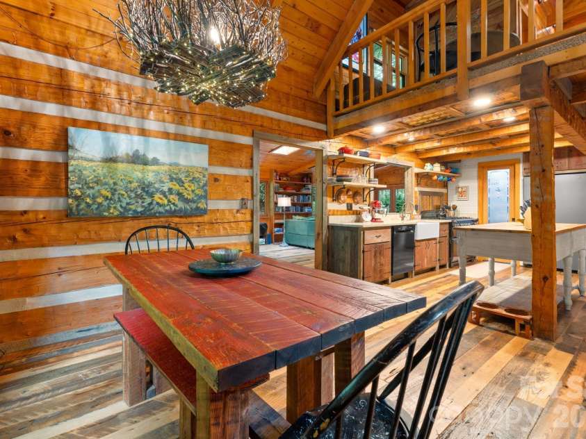 982 Jakes Mountain Road, Deep Gap, NC 28618.  MLS# CAR4423601, YatesRealty ID 50361. 
