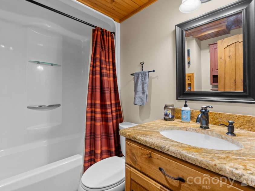 982 Jakes Mountain Road, Deep Gap, NC 28618.  MLS# CAR4423601, YatesRealty ID 50361. 