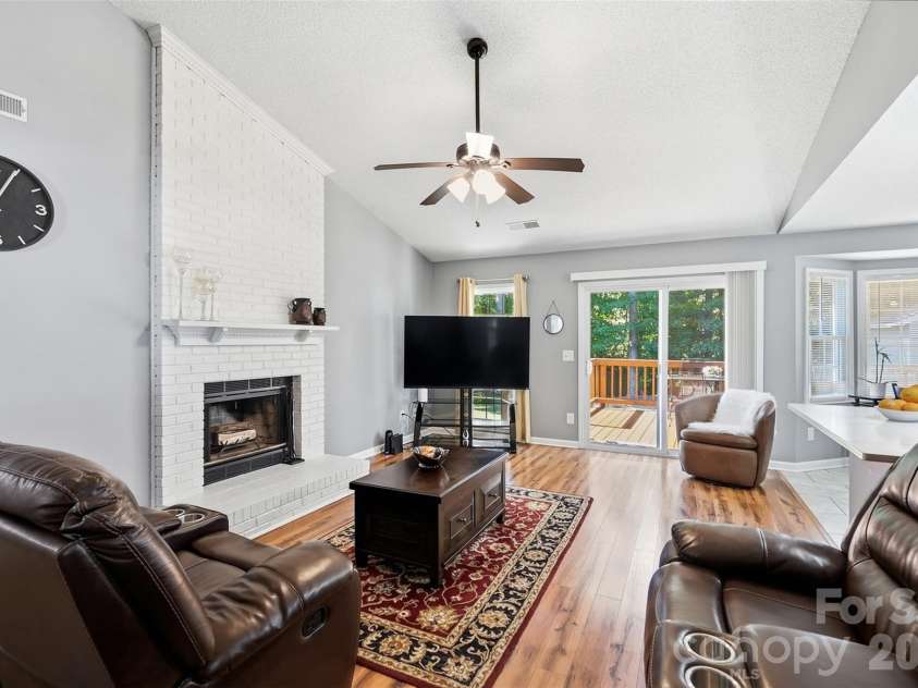 9209 Plashet Lane, Mint Hill, NC 28227.  MLS# CAR4422275, YatesRealty ID 50363. 