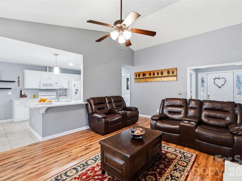 9209 Plashet Lane, Mint Hill, NC 28227.  MLS# CAR4422275, YatesRealty ID 50363. 