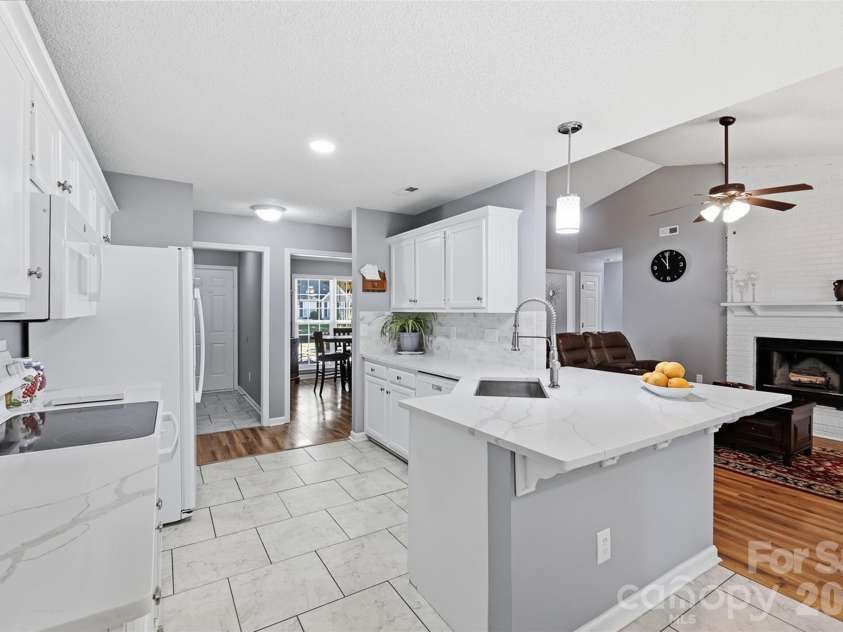 9209 Plashet Lane, Mint Hill, NC 28227.  MLS# CAR4422275, YatesRealty ID 50363. 