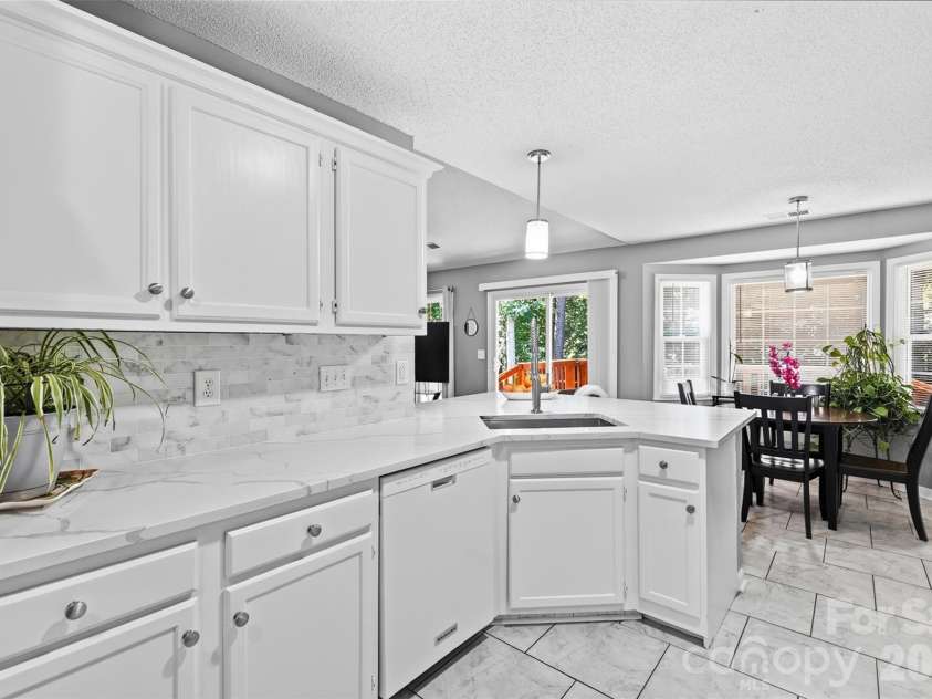 9209 Plashet Lane, Mint Hill, NC 28227.  MLS# CAR4422275, YatesRealty ID 50363. 