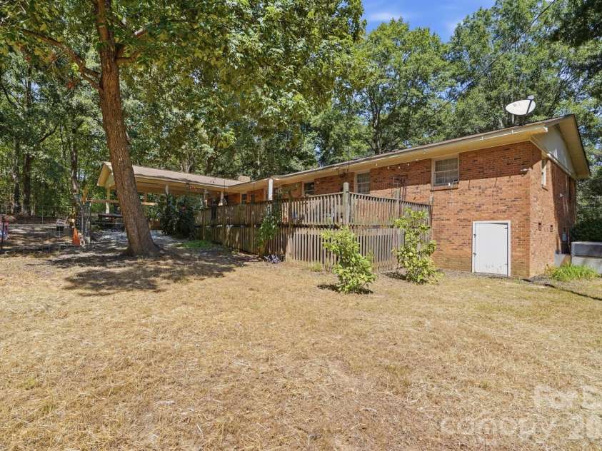 4323 Weddington Road, Monroe, NC 28110.  MLS# CAR4423652, YatesRealty ID 50364. 
