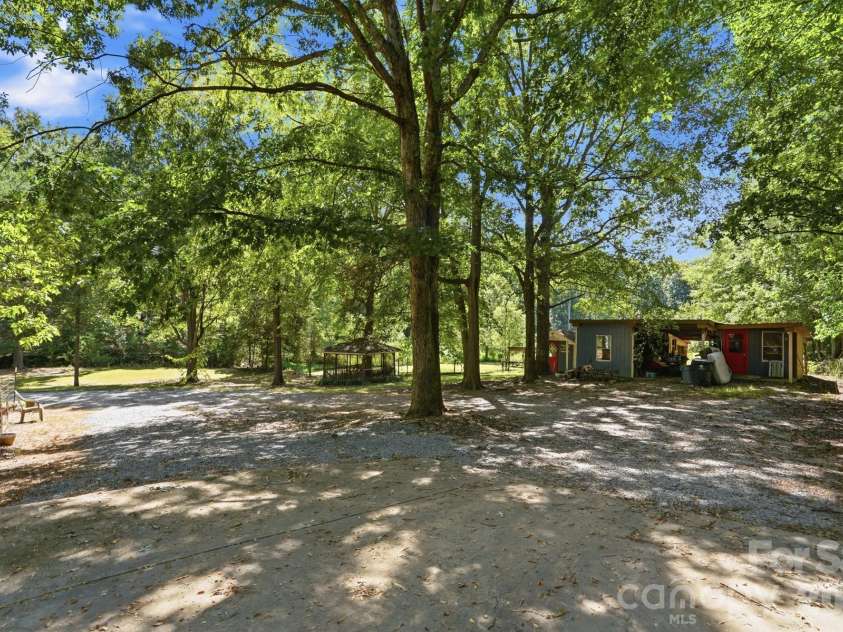 4323 Weddington Road, Monroe, NC 28110.  MLS# CAR4423652, YatesRealty ID 50364. 