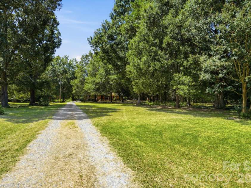 4323 Weddington Road, Monroe, NC 28110.  MLS# CAR4423652, YatesRealty ID 50364. 