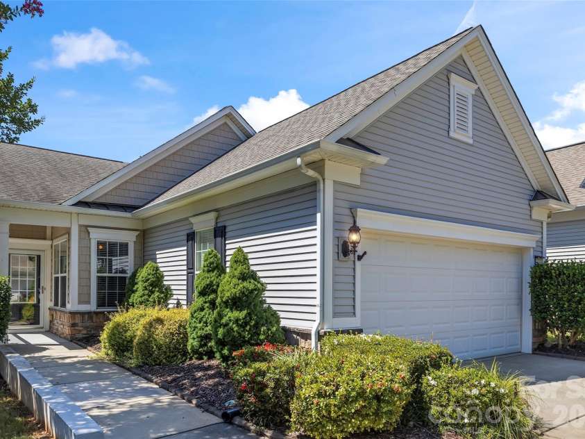 17444 Hawks View Drive, Indian Land, SC 29707.  MLS# CAR4412008, YatesRealty ID 50365. 
