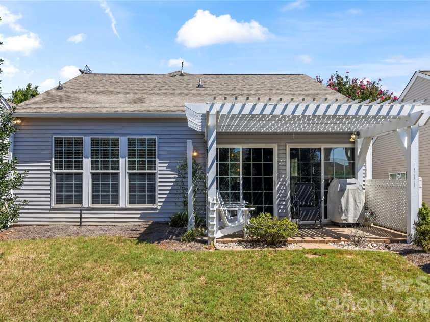 17444 Hawks View Drive, Indian Land, SC 29707.  MLS# CAR4412008, YatesRealty ID 50365. 