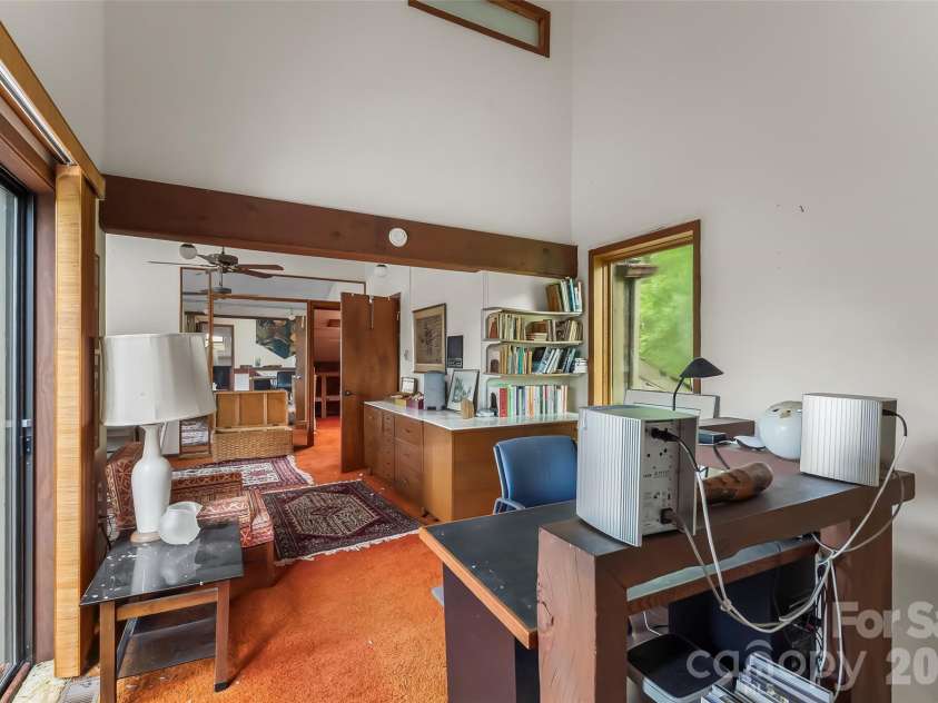 18 Mayfield Road, Asheville, NC 28804.  MLS# CAR4399015, YatesRealty ID 50366. 