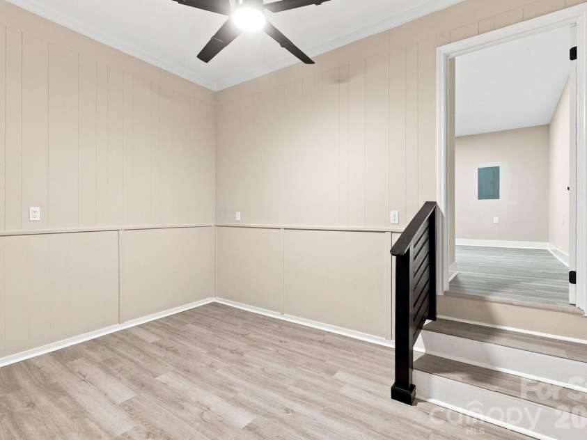 452 Mirror Lake Road, Salisbury, NC 28146.  MLS# CAR4423689, YatesRealty ID 50367. Secondary Living Space