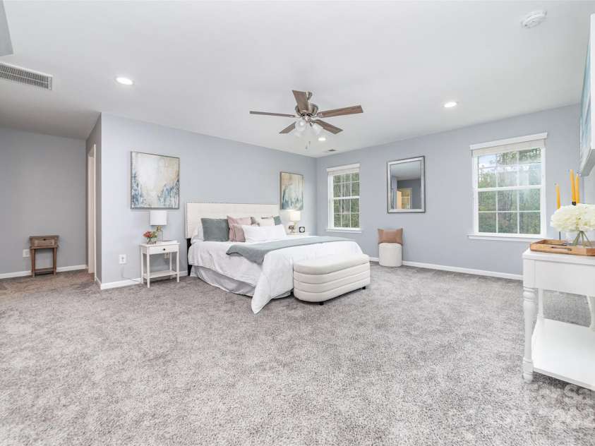 1319 Bridgeford Drive, Huntersville, NC 28078.  MLS# CAR4311943, YatesRealty ID 5037. 