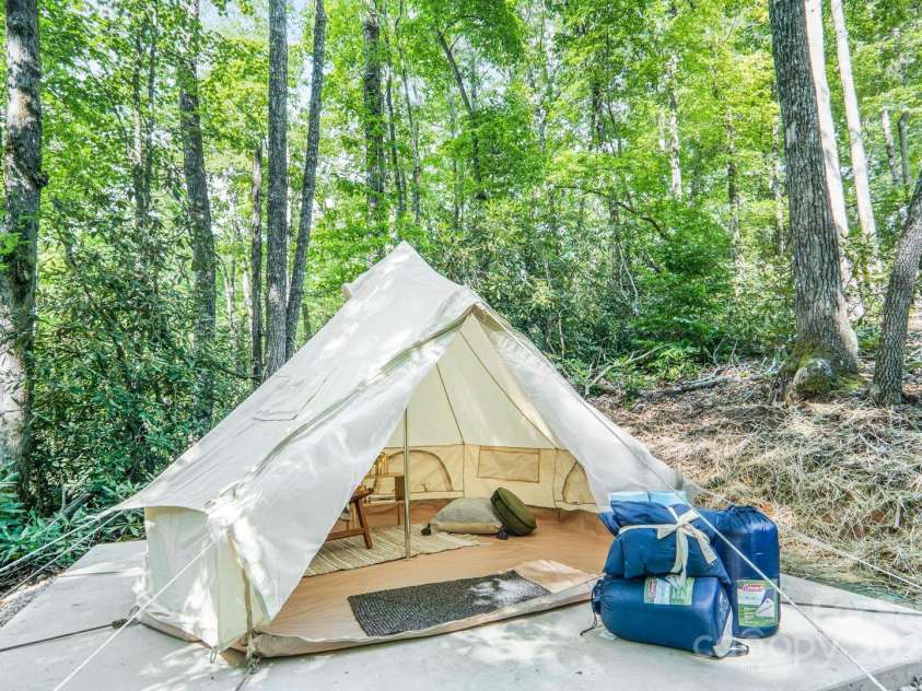 186 South Slope Lane, Old Fort, NC 28762.  MLS# CAR4217959, YatesRealty ID 5037. 