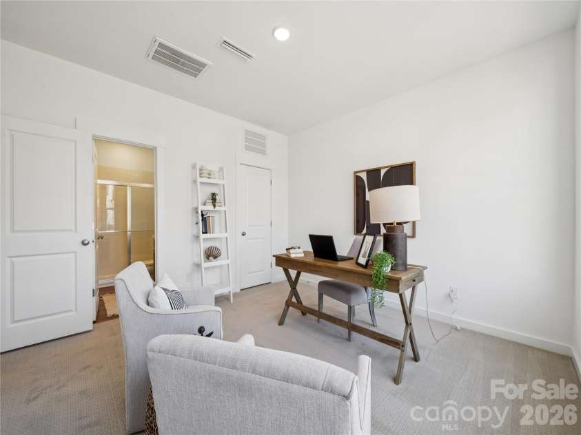 7008 Westrow Avenue, Charlotte, NC 28278.  MLS# CAR4423911, YatesRealty ID 50375. Representative