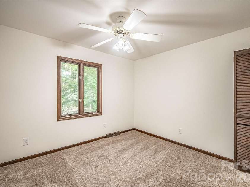 565 Oak Ridge Run, Salisbury, NC 28146.  MLS# CAR4423097, YatesRealty ID 50377. Bedroom
