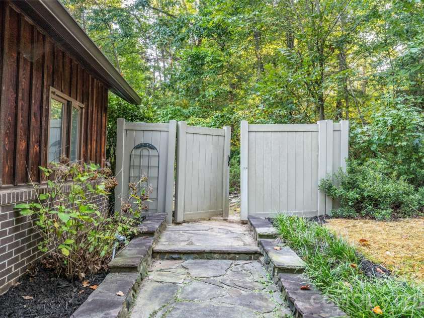 565 Oak Ridge Run, Salisbury, NC 28146.  MLS# CAR4423097, YatesRealty ID 50377. Pool area gated entry