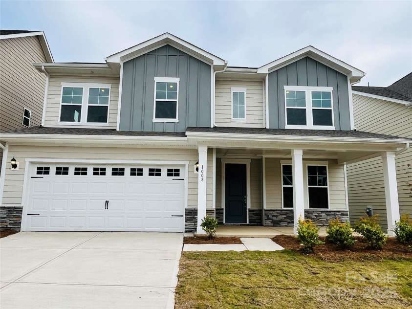 1008 Rocking Horse Road, Indian Trail, NC 28079.  MLS# CAR4324493, YatesRealty ID 50379. 