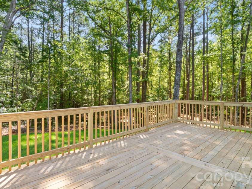 2820 rock chimney Circle, Lancaster, SC 29720.  MLS# CAR4423731, YatesRealty ID 50379. 