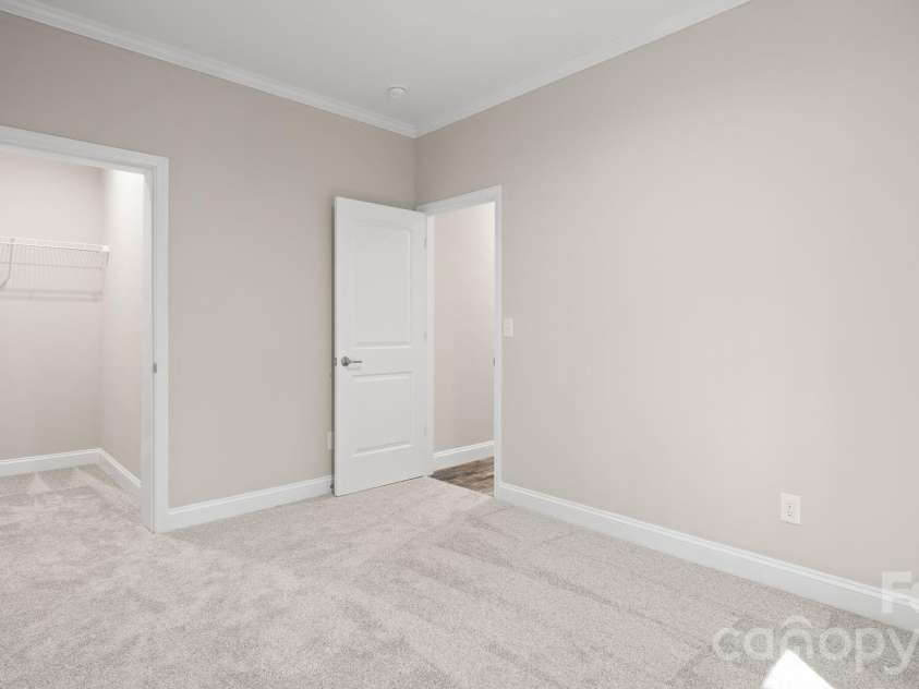 2820 rock chimney Circle, Lancaster, SC 29720.  MLS# CAR4423731, YatesRealty ID 50379. 