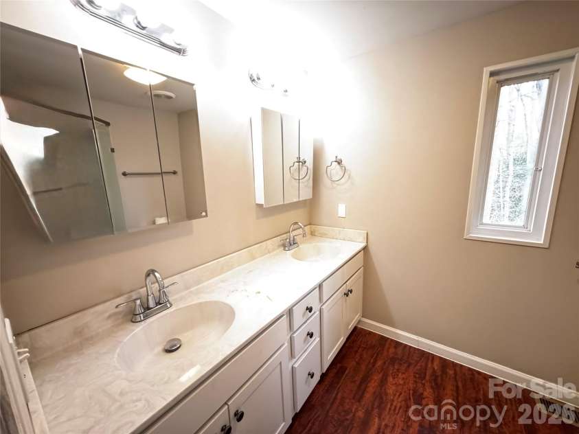 806 & 810 Hutch Mountain Road, Fletcher, NC 28732.  MLS# CAR4354336, YatesRealty ID 5038. 
