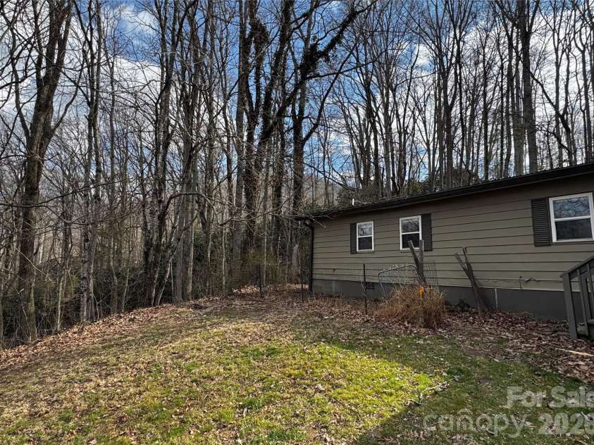 806 & 810 Hutch Mountain Road, Fletcher, NC 28732.  MLS# CAR4354336, YatesRealty ID 5038. 